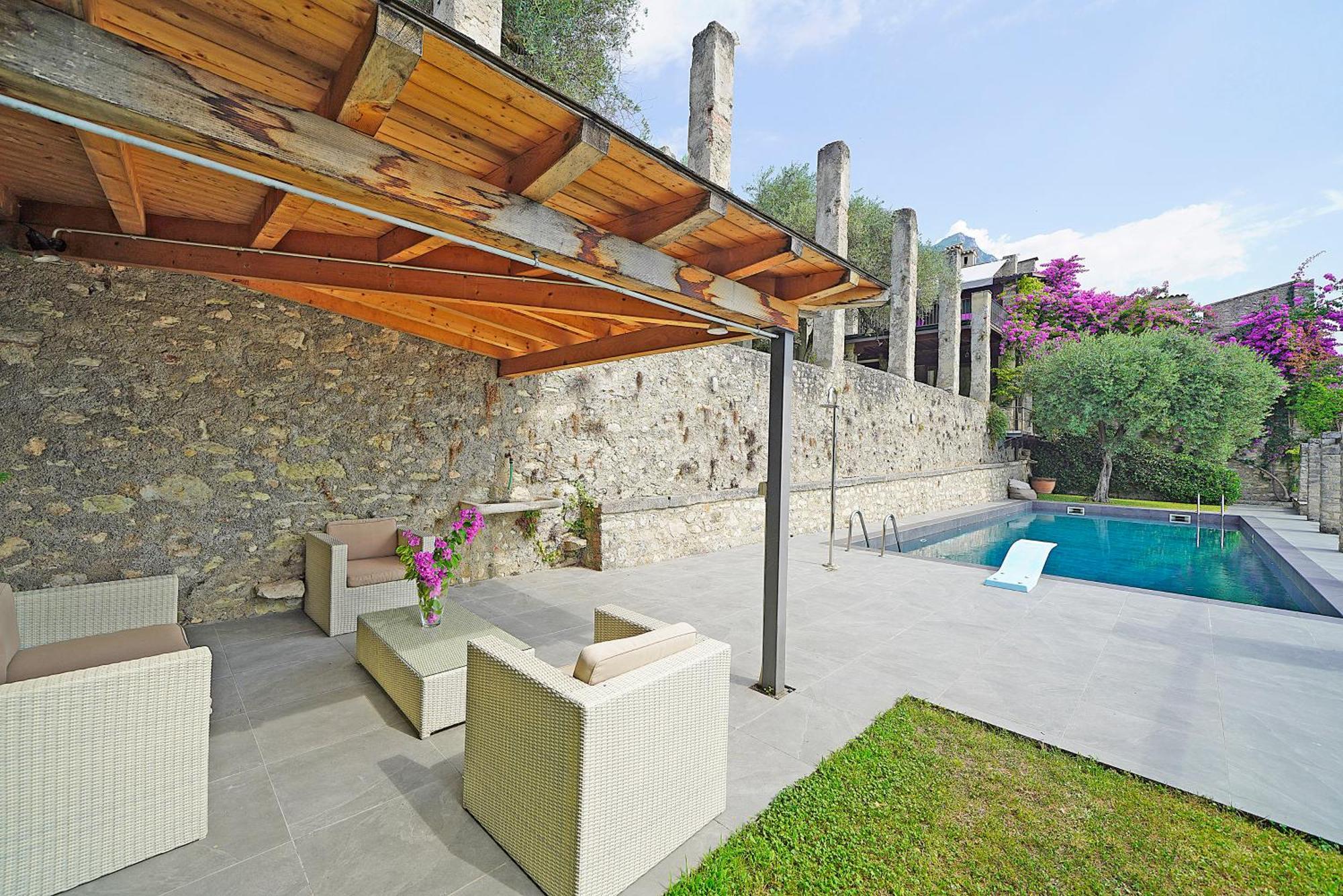 Villa Rachele: Stunning Luxury Villa In Centre Gargnano With Private Pool And Breathtaking Views מראה חיצוני תמונה