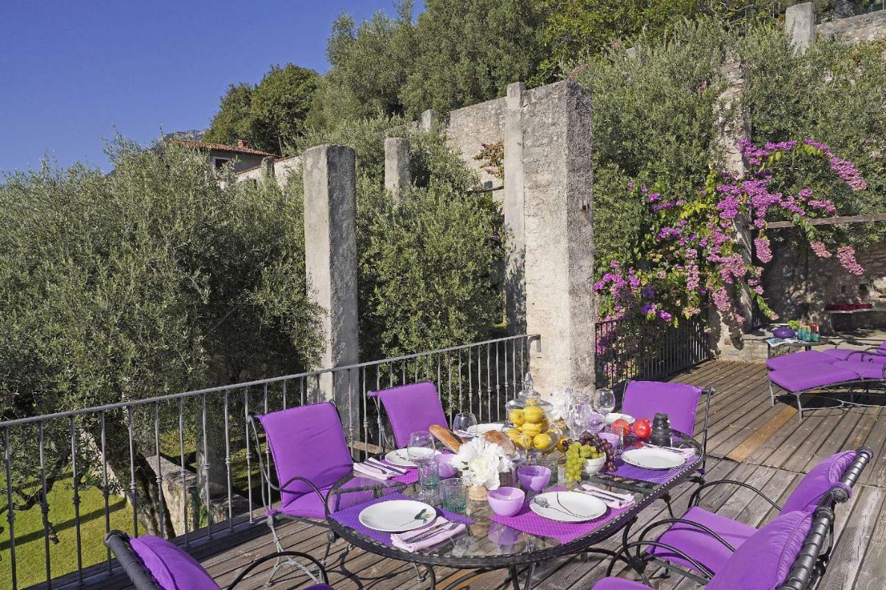 Villa Rachele: Stunning Luxury Villa In Centre Gargnano With Private Pool And Breathtaking Views מראה חיצוני תמונה
