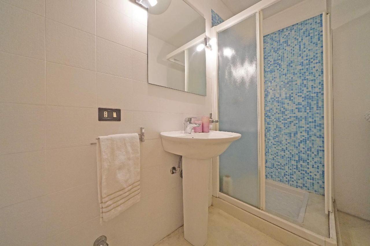 Villa Rachele: Stunning Luxury Villa In Centre Gargnano With Private Pool And Breathtaking Views מראה חיצוני תמונה